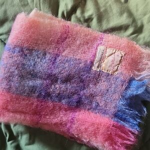 Vintage 60s' Scottish Mohoir scarf